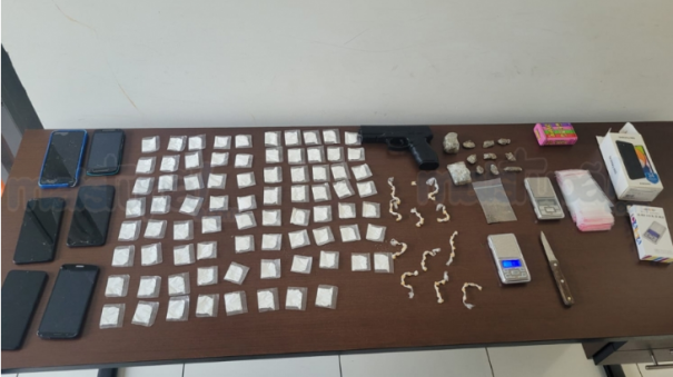 Polícia Militar prende indivíduo com drogas e simulacro de arma de fogo em Quintana