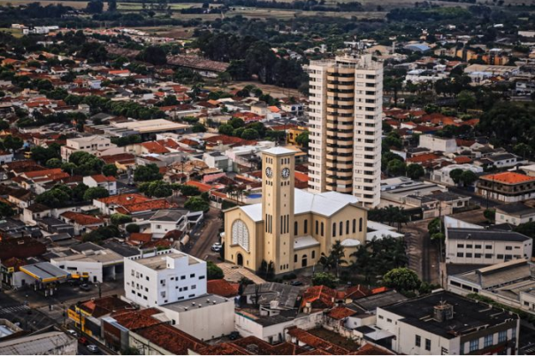 Adamantina é a terceira cidade do ano a receber as carretas do São Paulo Por Todas