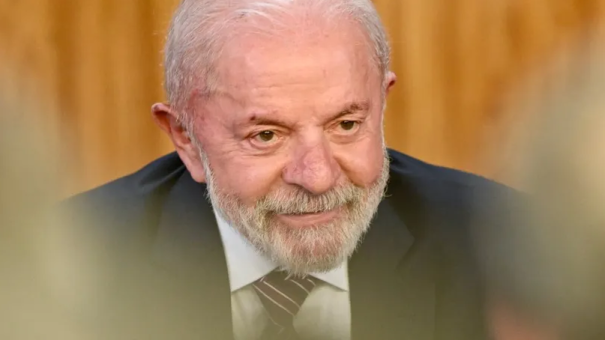 Lula veta trecho de lei que reduz pena mínima para lavagem de dinheiro e ocultação de bens