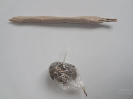 PolÃ­cia Militar flagra trio com maconha nas imediaÃ§Ãµes de escola em FlÃ³rida Paulista