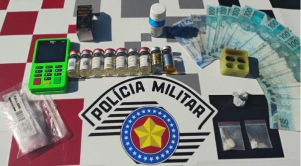 Homem é preso pela PM em Adamantina com drogas, dinheiro e anabolizantes de uso proibido