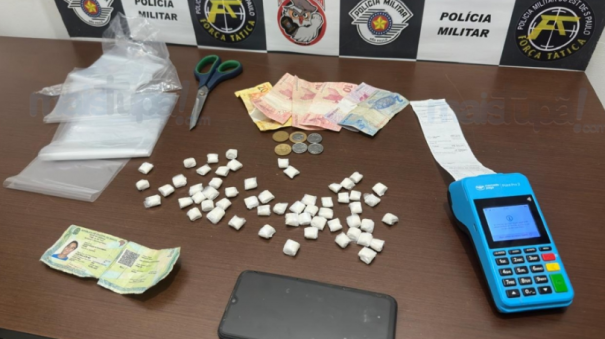 Ação da Força Tática flagra venda de drogas em imóvel monitorado por câmeras em Tupã