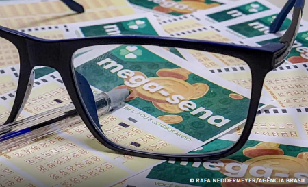 Mega-Sena sorteia nesta terÃ§a-feira prÃªmio acumulado em R$ 33 milhÃµes