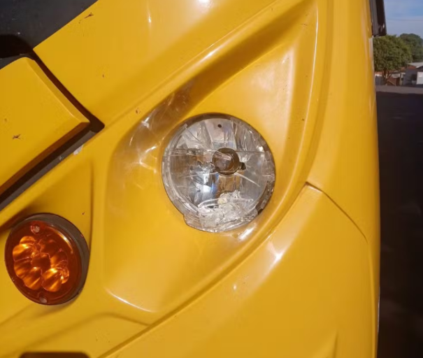 Ônibus escolares são vandalizados durante a madrugada em Indiana