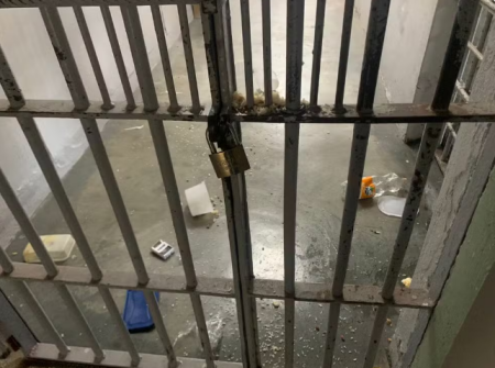 Homem usa muleta de pessoa com deficiÃªncia para agredi-la na PraÃ§a 9 de Julho, em Presidente Prudente