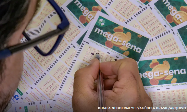 Mega-Sena sorteia nesta quinta-feira prêmio acumulado em R$ 32 milhões