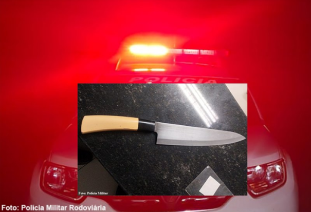 Mulher sofre ferimentos ao pegar faca para se defender de agressão em Tupã