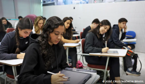 Começam nesta segunda-feira as inscrições do Fies para o 2º semestre