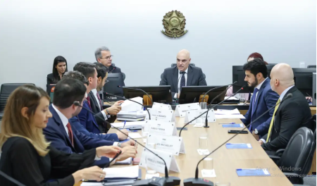 AudiÃªncia no STF termina sem acordo sobre IOF Representantes do Executivo e do Legislativo nÃ£o chegaram a consenso NÃ£o houve acordo na audiÃªncia s