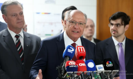 Alckmin diz que governo tentarÃ¡ acordo antes do prazo para tarifaÃ§o