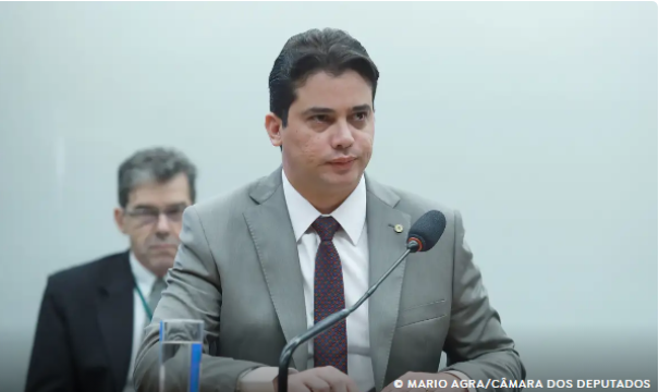 Deputado nega envolvimento com suposto desvio de recursos de município