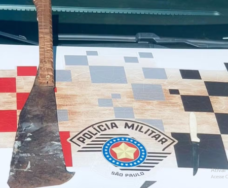 Homem Ã© preso por tentativa de feminicÃ­dio apÃ³s ameaÃ§ar idosa e esposa com facÃ£o em Rosana