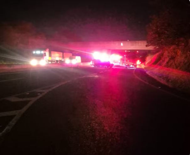 Carro capota na Rodovia Assis Chateaubriand, em Pirapozinho