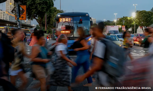 São Paulo e Rio têm fluxo migratório negativo pela primeira vez
