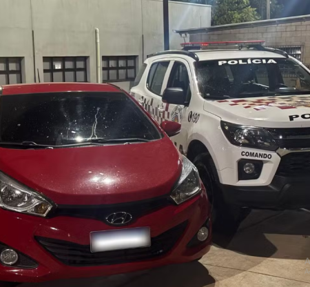 Casal Ã© preso em flagrante por receptaÃ§Ã£o, uso de documento falso e adulteraÃ§Ã£o de identificaÃ§Ã£o de carro, em Dracena