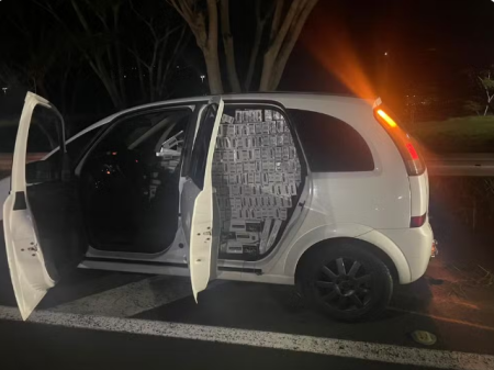 FiscalizaÃ§Ã£o apreende 15 mil maÃ§os de cigarros estrangeiros em Santo AnastÃ¡cio