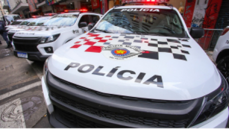 PolÃ­cia Militar detÃ©m dupla por venda de pulseiras falsas na Festa do PeÃ£o de Osvaldo Cruz