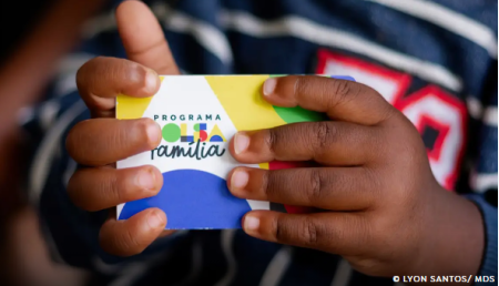 Caixa paga Bolsa FamÃ­lia a beneficiÃ¡rios com NIS de final 4