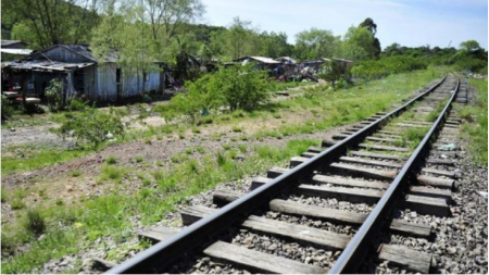 JustiÃ§a suspende reintegraÃ§Ã£o de posse da linha fÃ©rrea em Oriente