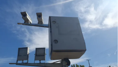 Radar instalado na Rodovia Comandante JoÃ£o Ribeiro de Barros passa por verificaÃ§Ã£o metrolÃ³gica, nesta quinta-feira, em Pacaembu