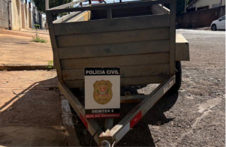 PolÃ­cia Civil recupera carretinha reboque envolvida em caso de apropriaÃ§Ã£o indÃ©bita em JunqueirÃ³polis