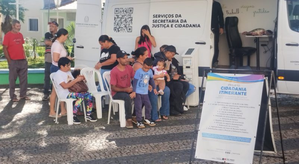 Municípios da região de Presidente Prudente recebem serviços de documentação em ação do Governo