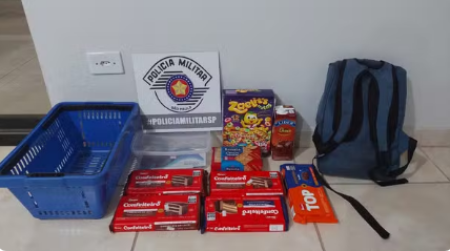 Homem Ã© preso por furtar produtos de estabelecimento e fugir com itens dentro de cesta da prÃ³pria loja em Osvaldo Cruz