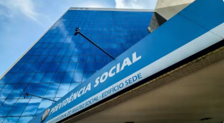 Com envelhecimento da populaÃ§Ã£o, governo prevÃª que rombo no INSS vai quadruplicar em 75 anos