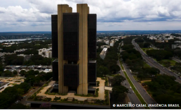 Copom deve elevar Selic em 0,5 ponto na reunião desta quarta