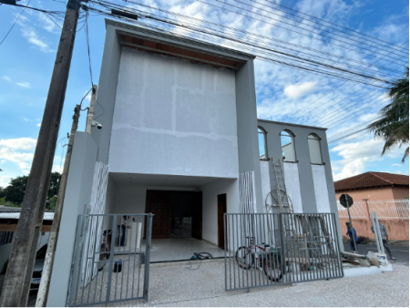 Comunidade catÃ³lica se prepara para a primeira missa na Capela Santa Gema, em Osvaldo Cruz
