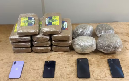 Com maconha e skunk, nigeriano e casal de brasileiros sÃ£o presos em flagrante por trÃ¡fico internacional de drogas em Santo AnastÃ¡cio