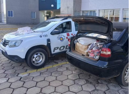 FiscalizaÃ§Ã£o apreende cerca de mil brinquedos e 20 pacotes de cigarro sem documentaÃ§Ã£o fiscal em Presidente EpitÃ¡cio
