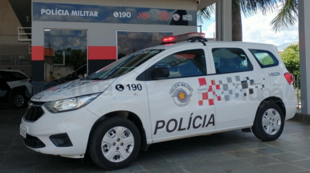 PolÃ­cia Militar prende homem procurado por furto em ParapuÃ£