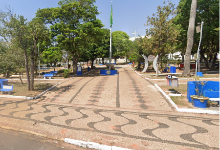 Osvaldo Cruz inaugura decoraÃ§Ã£o natalina com acendimento das luzes e apresentaÃ§Ã£o