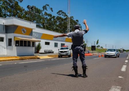 PolÃ­cia Militar RodoviÃ¡ria inicia OperaÃ§Ã£o Feriado nas rodovias do Oeste Paulista