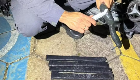 CocaÃ­na Ã© encontrada escondida em carrinho de bebÃª durante abordagem na Raposo Tavares