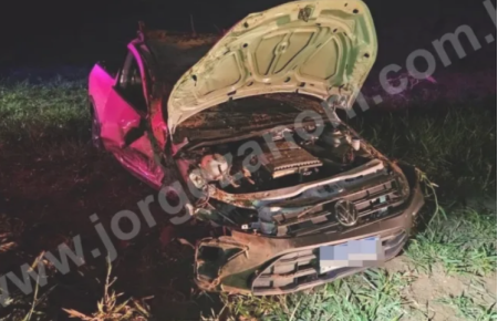 ColisÃ£o entre caminhonete e Saveiro deixa dois feridos entre Tupi Paulista e Dracena