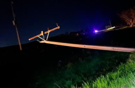 Batida em poste deixa cerca de 2,5 mil imÃ³veis sem energia em Adamantina