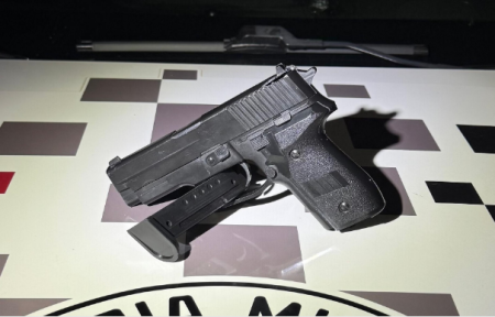 PM captura foragido e apreende simulacro de arma em Osvaldo Cruz