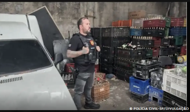 Polícia de SP faz operação contra comércio de bebidas adulteradas