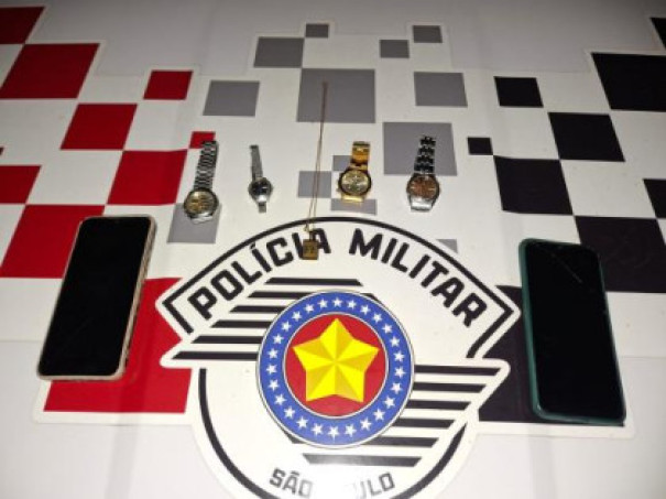 Osvaldo Cruz: Homem preso e adolescente apreendido após furto em residência