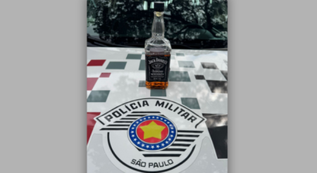 Adolescente furta garrafa de uÃ­sque em supermercado de Adamantina e acaba capturado pela PM