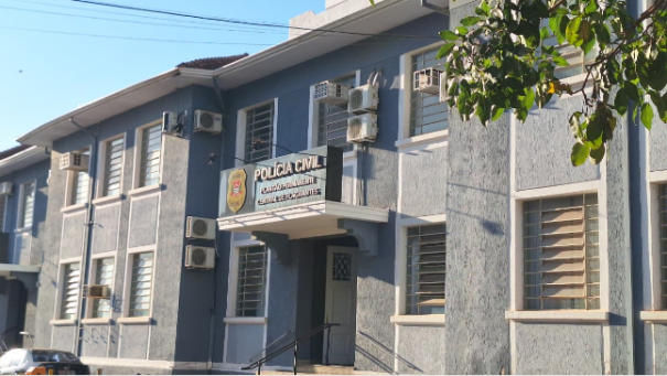 Cofre com R$ 210 mil é furtado em condomínio de luxo de Presidente Prudente