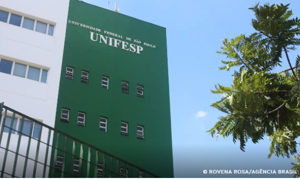 Polícia Federal faz operação em Santos contra ameaças à Unifesp