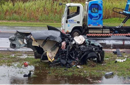 Grave acidente deixa duas pessoas feridas na SP-294 entre PompÃ©ia e PaulÃ³polis