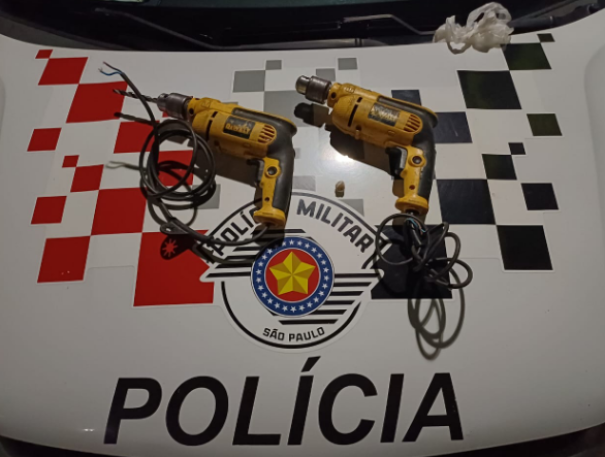 Polícia Militar prende homem por tráfico de drogas e outro por furto e receptação em Osvaldo Cruz