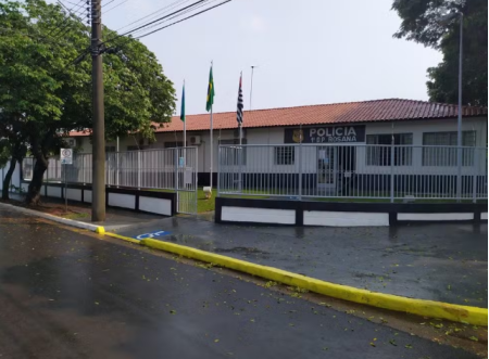 Idoso sai para pescar e Ã© encontrado morto Ã s margens do Rio ParanÃ¡, em Rosana