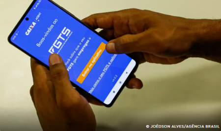 Governo restringe antecipaÃ§Ã£o de saque-aniversÃ¡rio do FGTS