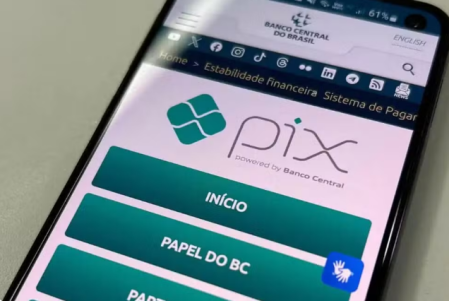 BC prevÃª regras do PIX parcelado no fim de outubro