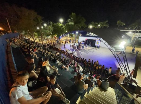 A Prefeitura de Osvaldo Cruz realizou uma noite especial para celebrar o Dia das CrianÃ§as com o evento 